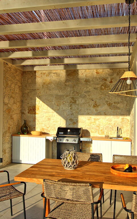 Villa Acropolitana: Udendørs, Udvendige