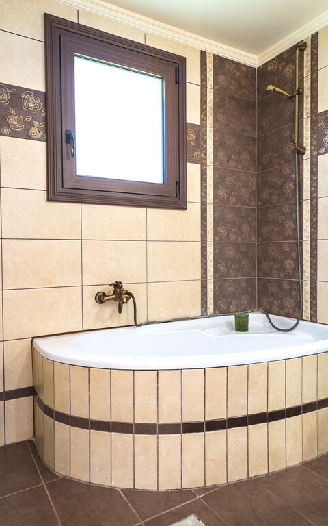 Iro Royal Villa: Badeværelse