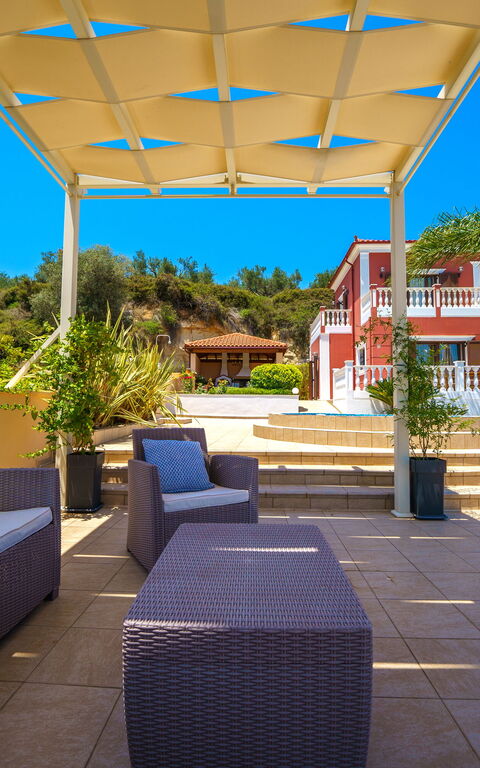 Iro Royal Villa: pool, Udendørs, Udvendige