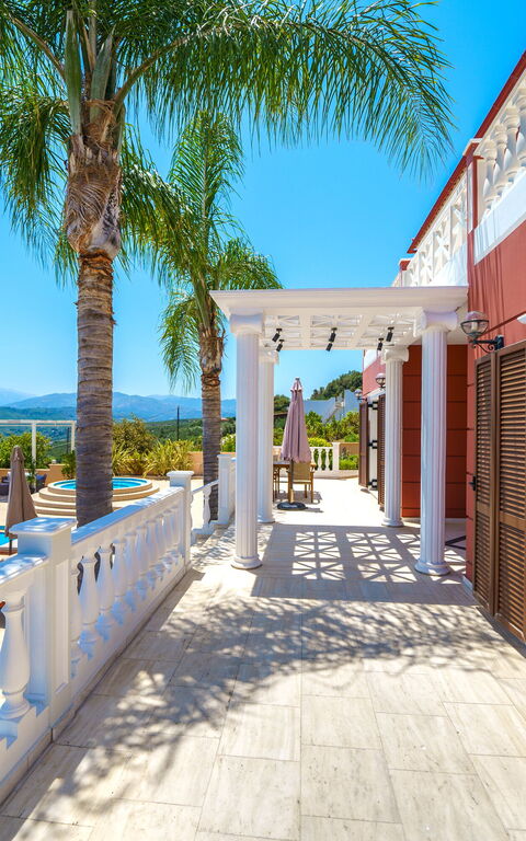 Iro Royal Villa: pool, Udendørs, Udvendige