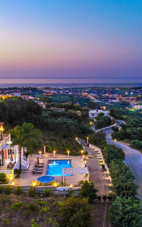 Iro Royal Villa: pool, Udendørs, Udvendige, Visninger