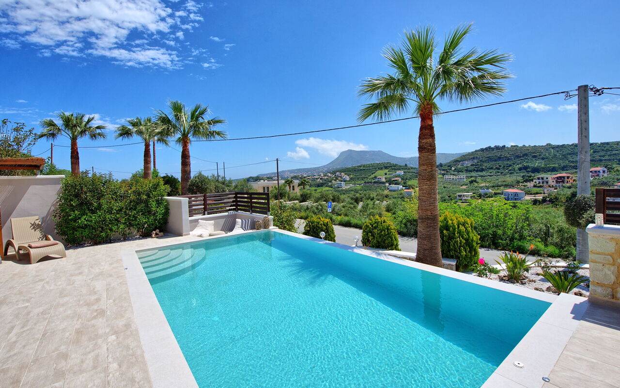Villa Kostantina: pool, Sommer, Udendørs