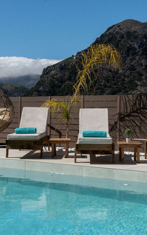 Villa Silentium Evilia: pool, Udendørs, Udvendige