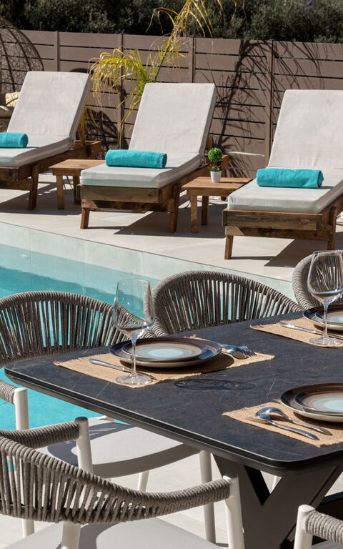 Villa Silentium Evilia: pool, Udendørs, Udvendige