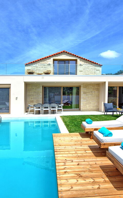 Villa Silentium Evilia: pool, Udendørs, Udvendige