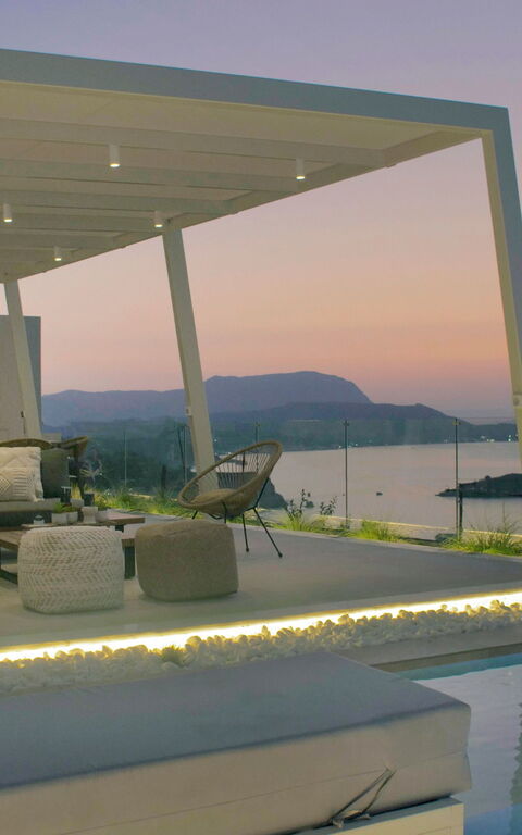 Seaview Lux: pool, Udendørs