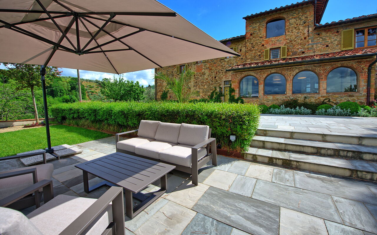 Villa Bellostare: Have, Udendørs, Udvendige