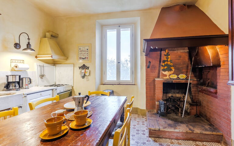 Feriebolig Giallone: Frokostlokale, Køkken