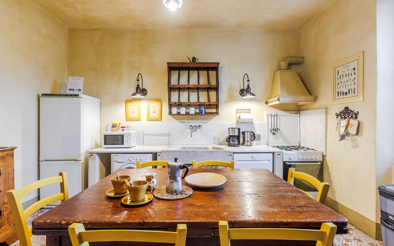 Feriebolig Giallone: Frokostlokale, Køkken