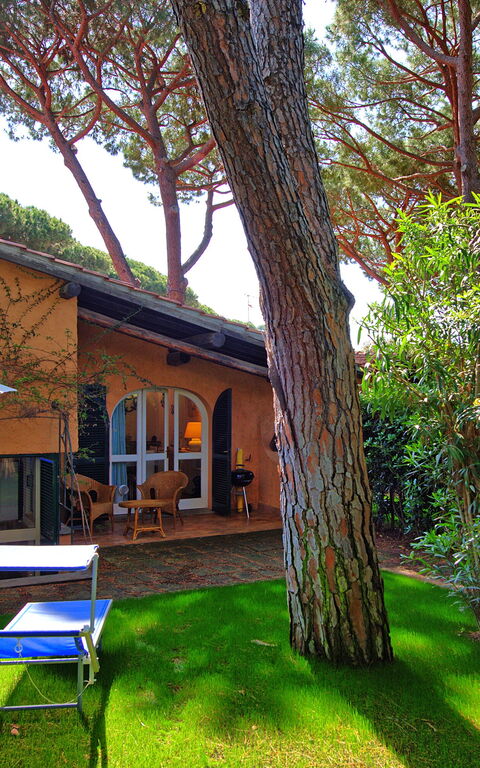 Le Dune: Udendørs, Udvendige