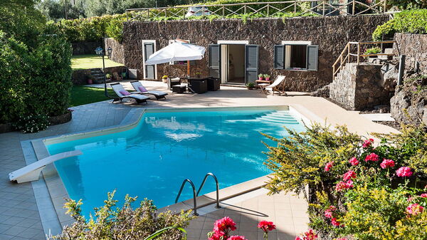 Villa Montefiore: pool, Udendørs, Udvendige