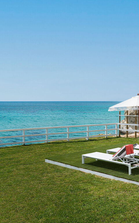 Villa Hermes: Have, Udendørs, Udvendige