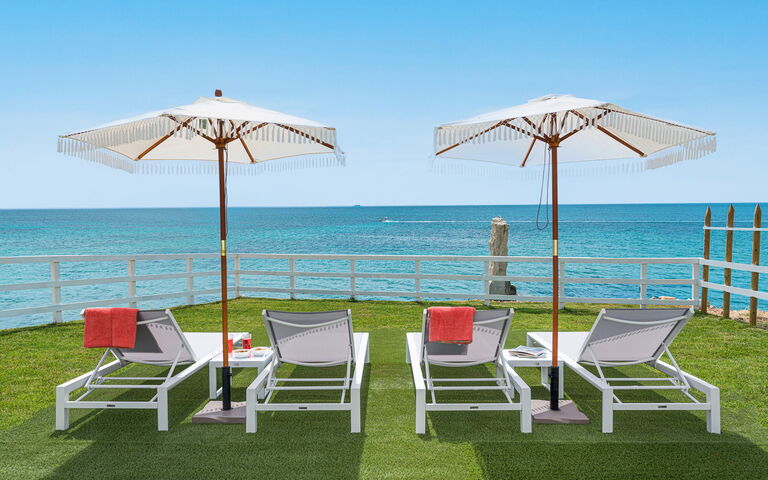 Villa Hermes: Have, Udendørs, Udvendige