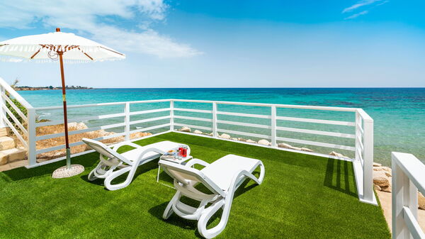 Stella Maris: Have, Udendørs, Udvendige, Visninger