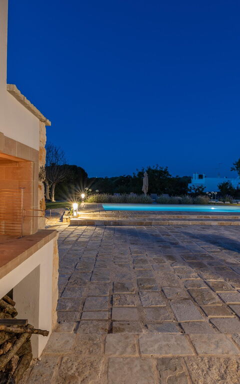 Trullo Adea: Udendørs, Udvendige