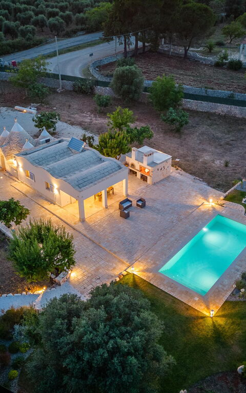 Trullo Adea: pool, Visninger