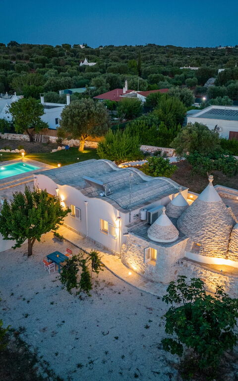Trullo Adea: pool, Visninger