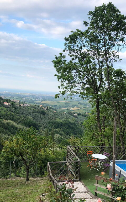 La Nocciola: pool, Udendørs