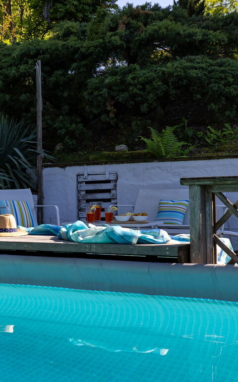 La Nocciola: pool, Udendørs
