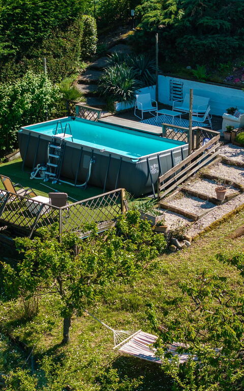 La Nocciola: pool, Udendørs
