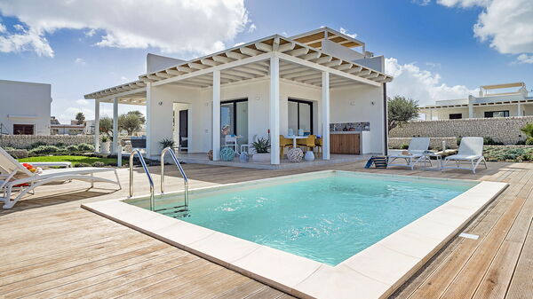 Villa San Lorenzo Timo: pool, Udendørs, Udvendige