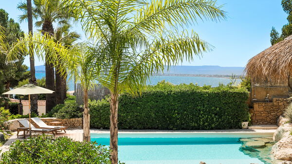 Villa Madda: pool, Udendørs