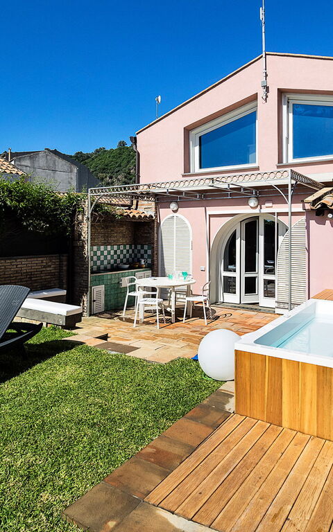 Casa Tecla: Have, pool