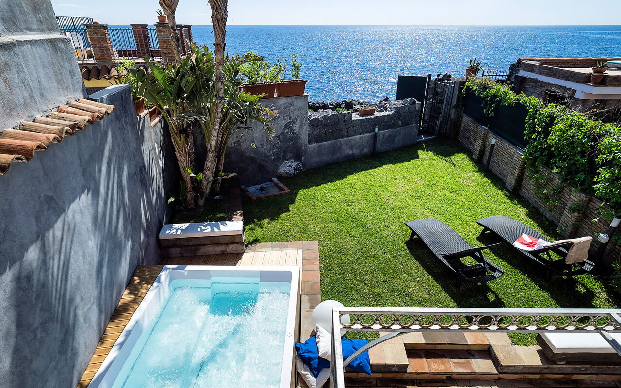 Casa Tecla: Have, pool