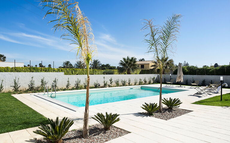 Villa Rita: Have, pool, Udendørs, Udvendige