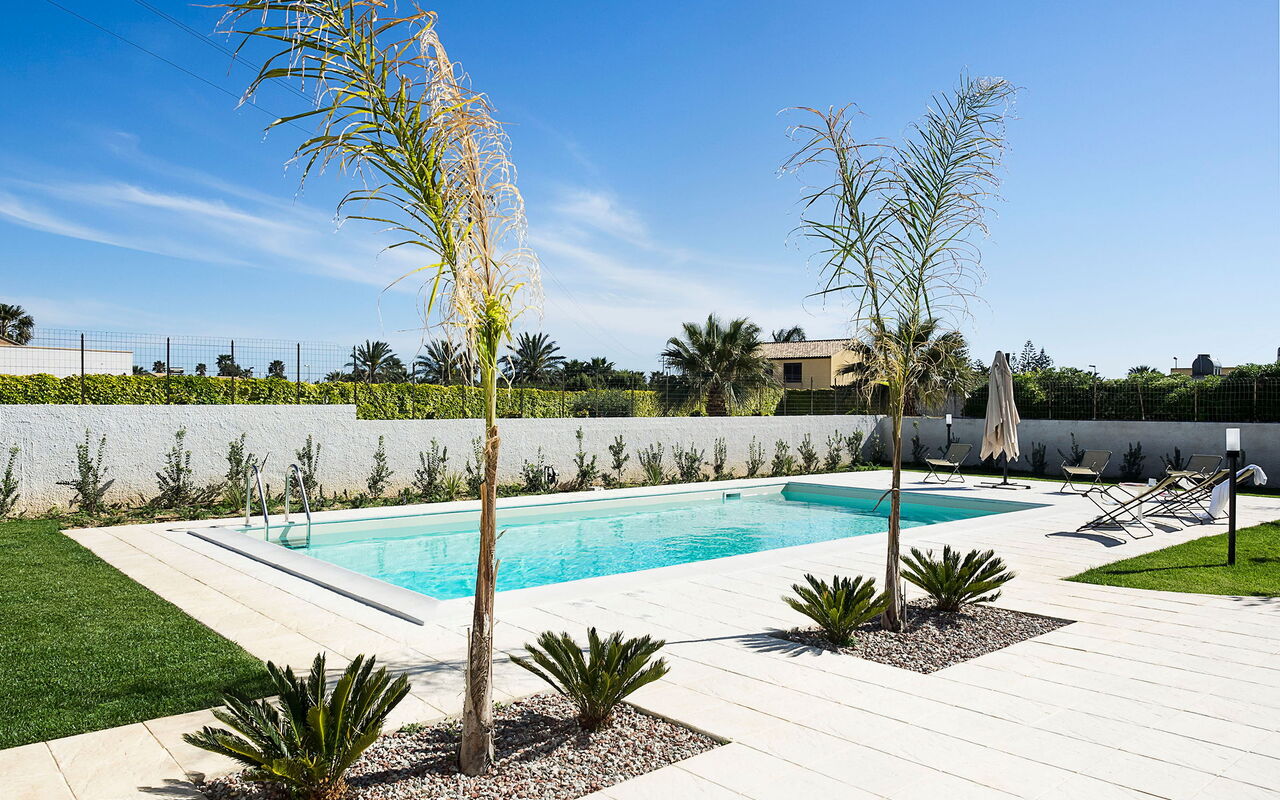 Villa Rita: Have, pool, Udendørs, Udvendige