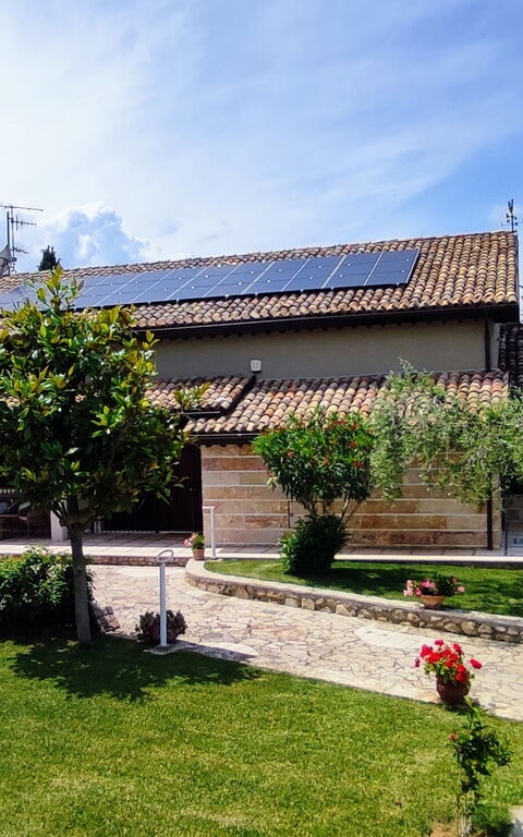 Villa Tagliaferri: Have, Udvendige