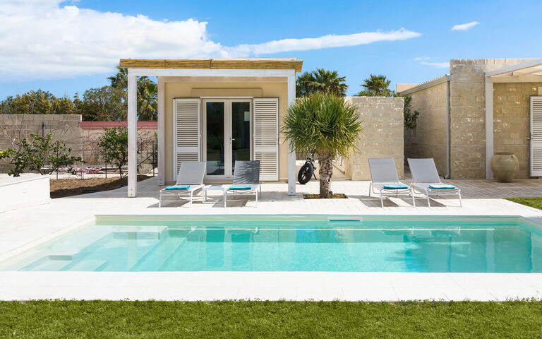 Villa Azulea: Have, Udendørs, Udvendige