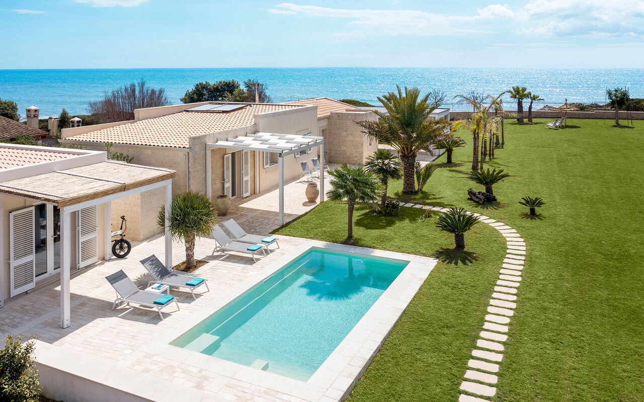 Villa Azulea: Have, pool, Udendørs, Udvendige, Visninger