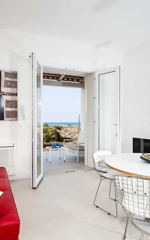 Villa Capo Passero: Køkken, Stue