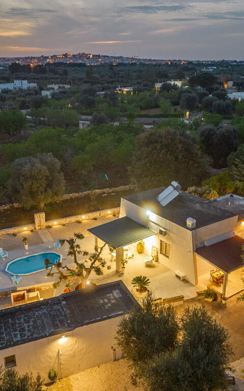 Villa Narkive: Udvendige