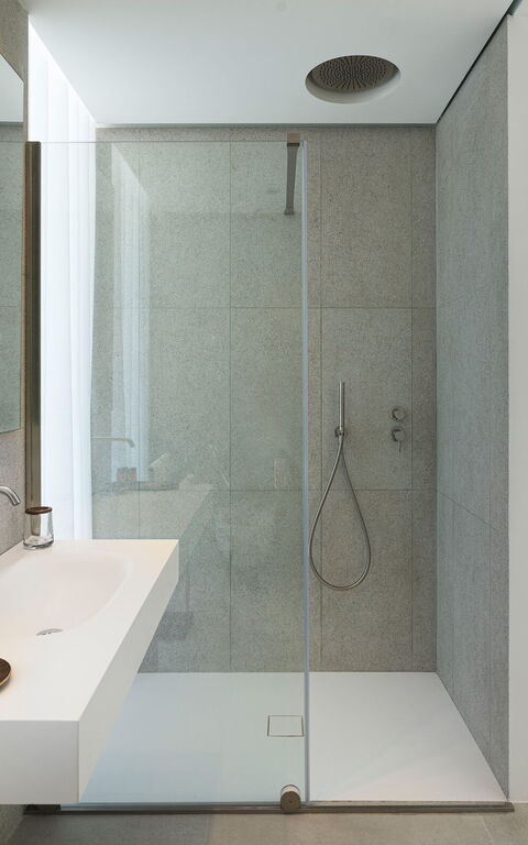 Bedda Matri: Badeværelse