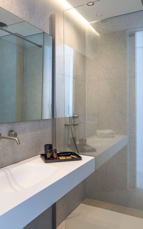 Bedda Matri: Badeværelse