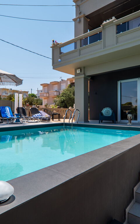 John Residence: pool, Udendørs, Udvendige