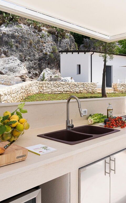 Villa Anna Plemmirio: Altan / terrasse / gårdhave, Udendørs, Udvendige