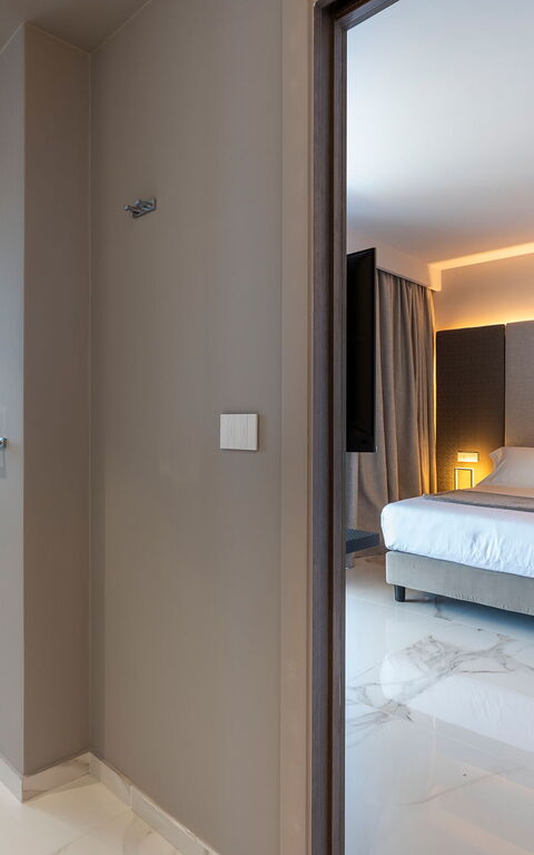 Baya Bella: Badeværelse, soveværelse