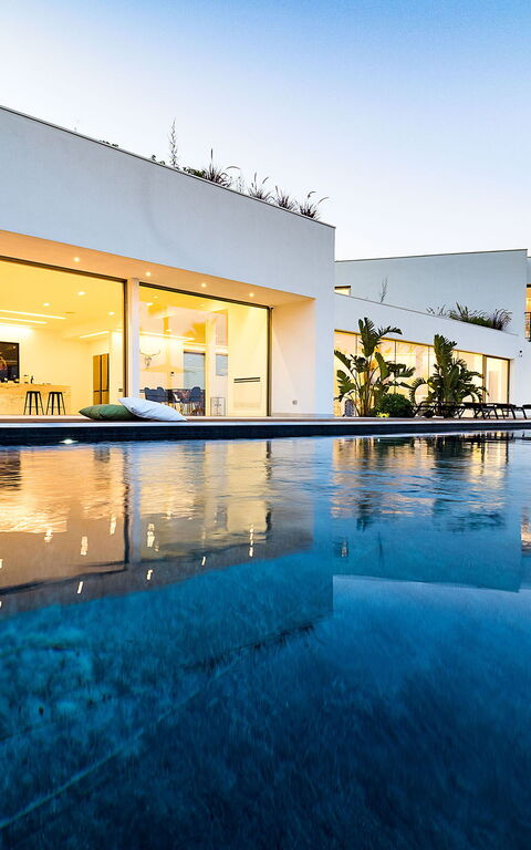 Villa Alexandra: pool, Udendørs, Udvendige, Visninger