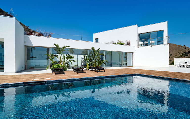 Villa Alexandra: pool, Udendørs, Udvendige, Visninger