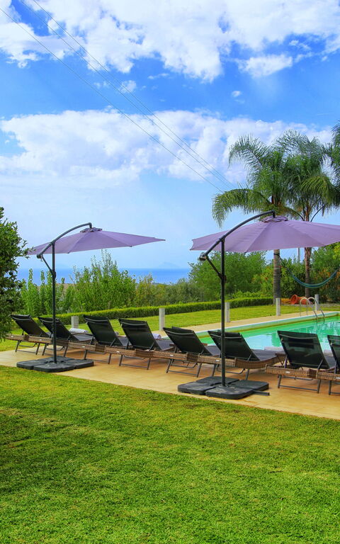 Villa Malu: Have, pool, Udendørs, Udvendige