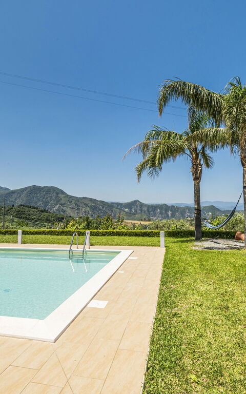 Villa Malu: Have, pool, Udendørs, Udvendige