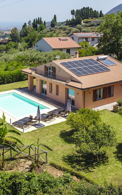 Villa Malu: Have, pool, Udendørs, Udvendige