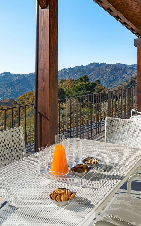 Zagara Bianca: Mad, Udendørs, Udvendige, Visninger