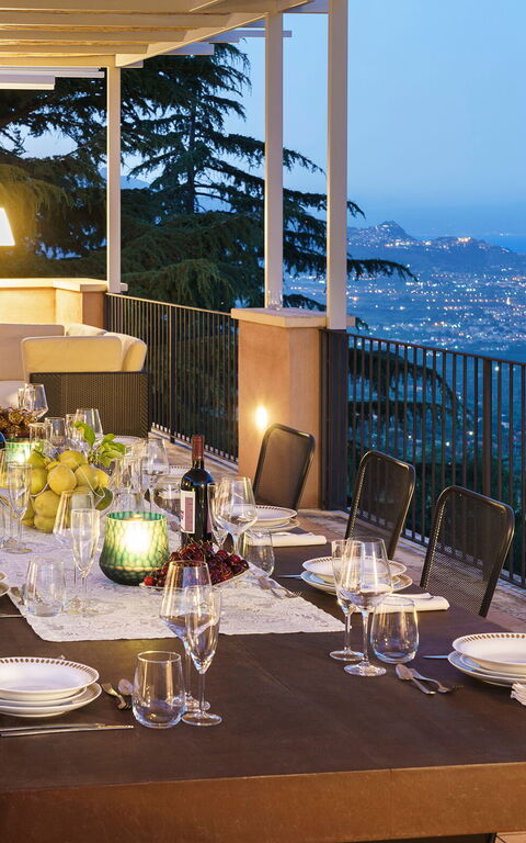 Tenuta Della Contea: Altan / terrasse / gårdhave, Udendørs, Udvendige, Visninger