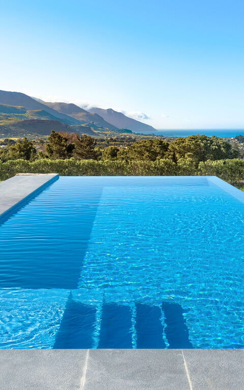 Villa Dolce: Have, pool, Udendørs, Udvendige, Visninger