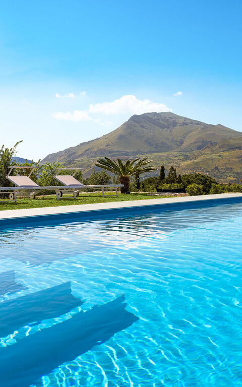 Villa Dolce: Have, pool, Udendørs, Udvendige, Visninger