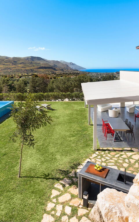 Villa Dolce: Have, pool, Udendørs, Udvendige, Visninger